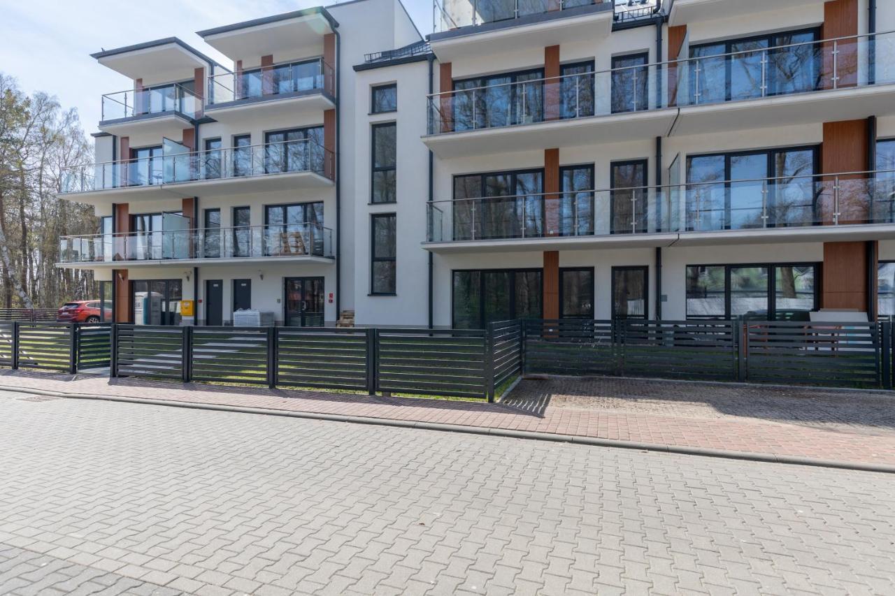 Little Laguna Apartments Sauna & Parking By Noclegi Renters Мендзыводзе Экстерьер фото